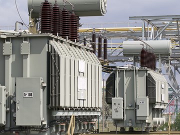 Teile eines Umspannwerks - Außenaufnahme Teile eines Umspannwerks - Außenaufnahme